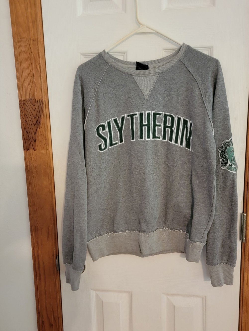 Harry Potter Slytherin Sweatshirt Universal Studios Women's Small S Pullover
